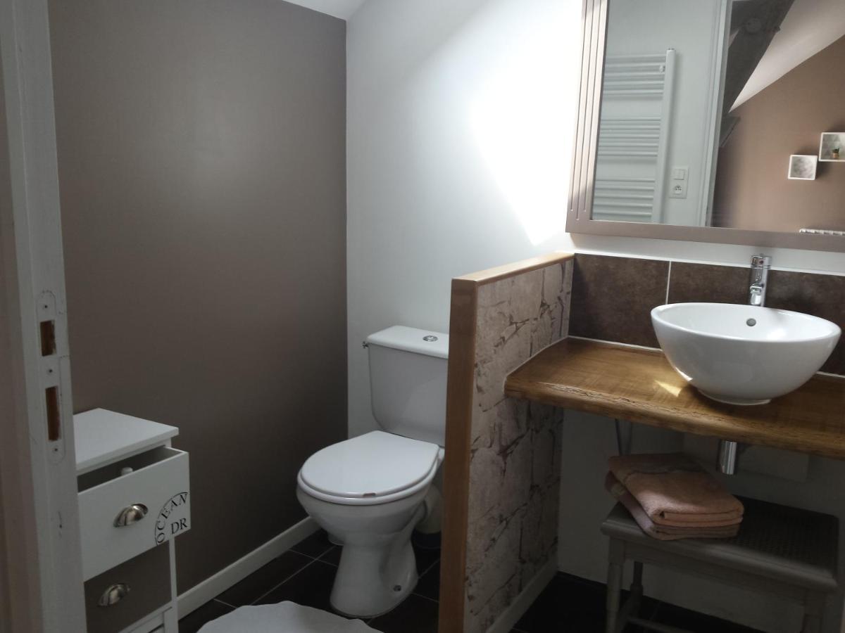 Chambres Des Rosiers Sennevieres Dış mekan fotoğraf