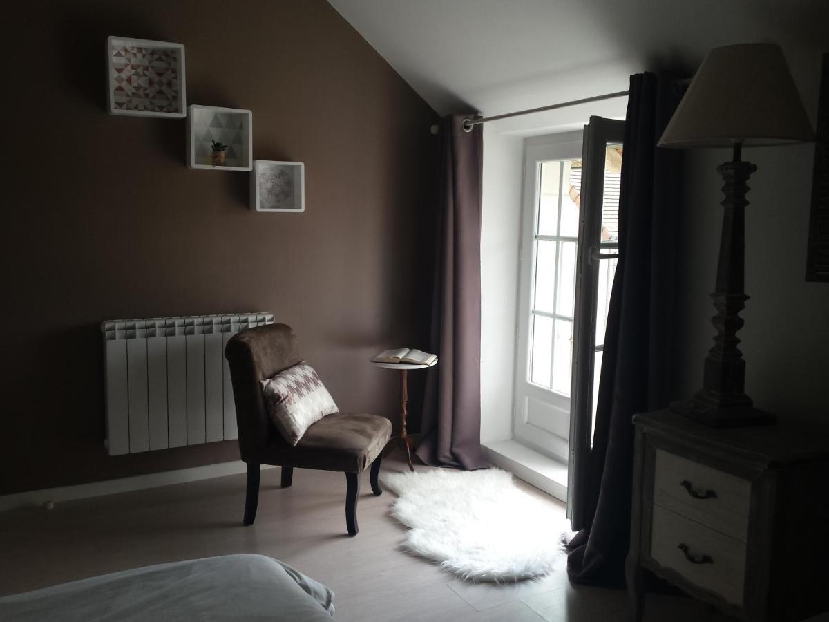 Chambres Des Rosiers Sennevieres Dış mekan fotoğraf
